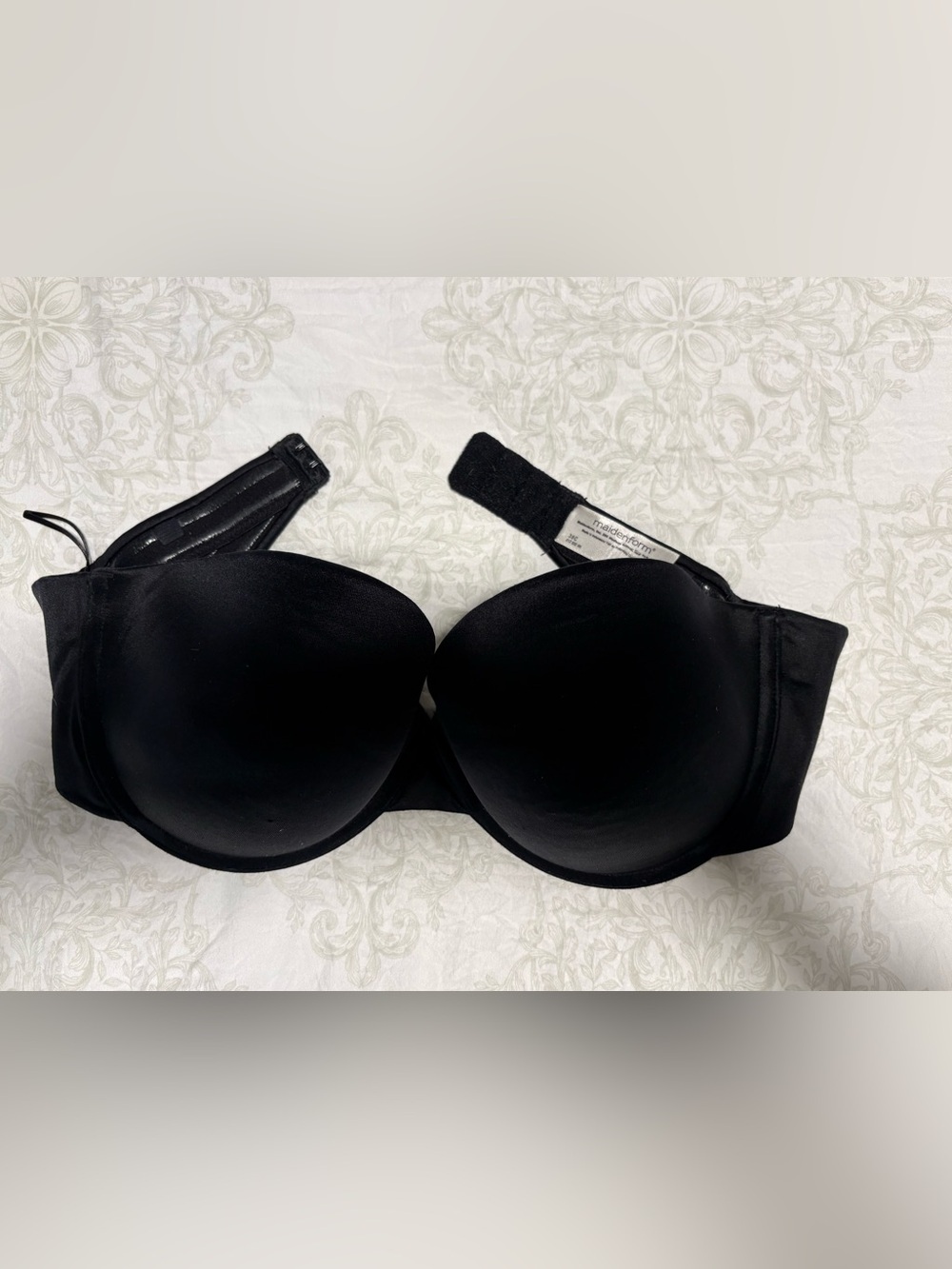 Strapless 36C black bra, silicone no slip straps, Maidenform
